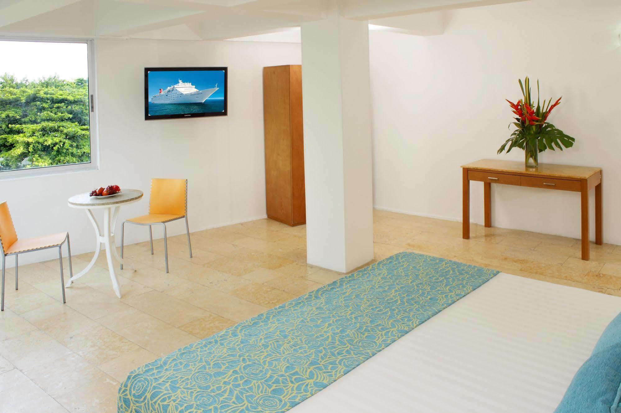 Hotel Oceania Cartagena Oda fotoğraf